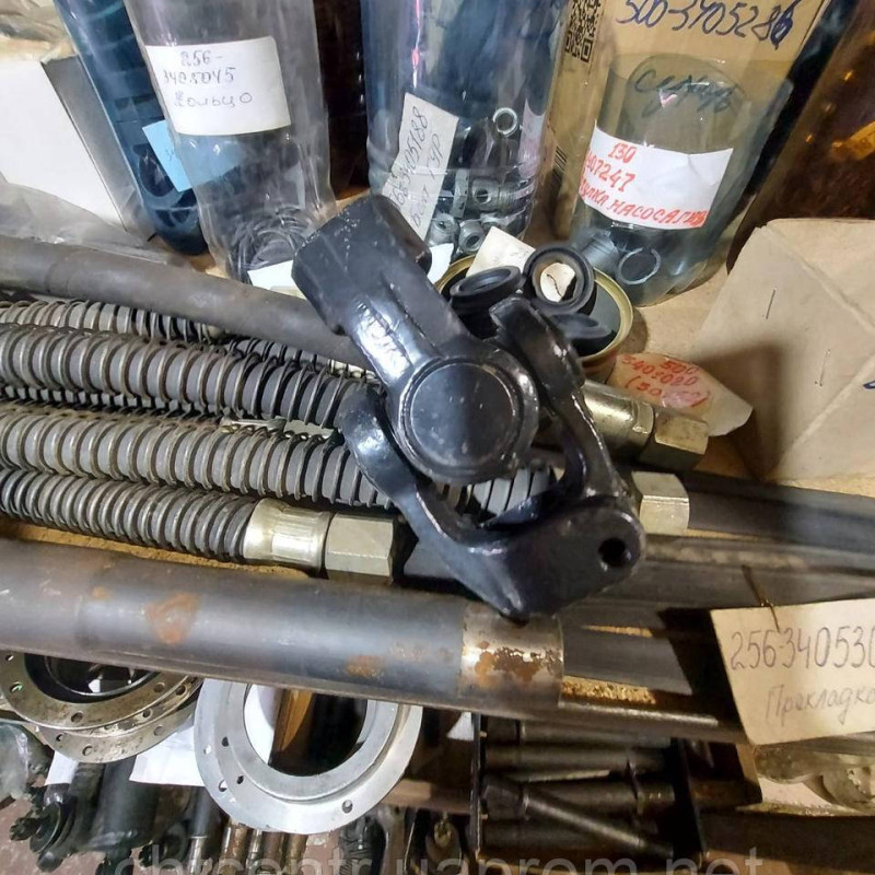 500-3401096 стрижень з карданом в зборі