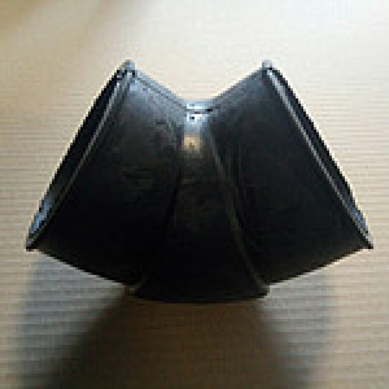 Перехідник кутів.повітр.фільтра а/м МАЗ