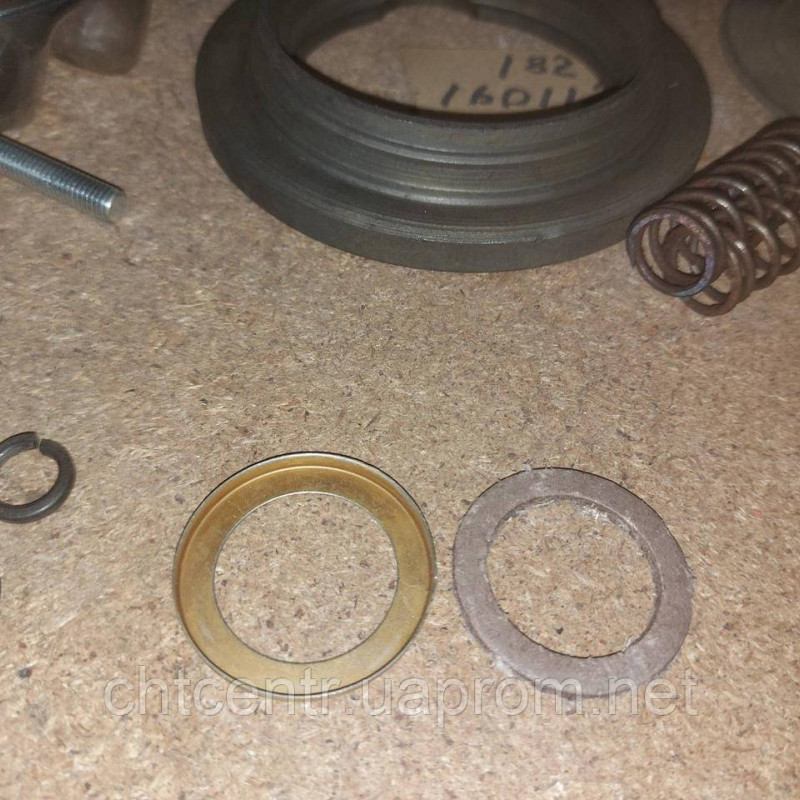 236-1601118, прокладка пружини зчеплення а/м КРАЗ а/м МАЗ