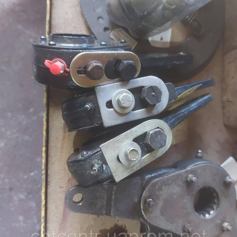 500-3501136, важіль регулиров. D31x38 Z=10 дрібний щлиц..а/м КРАЗ,МАЗ