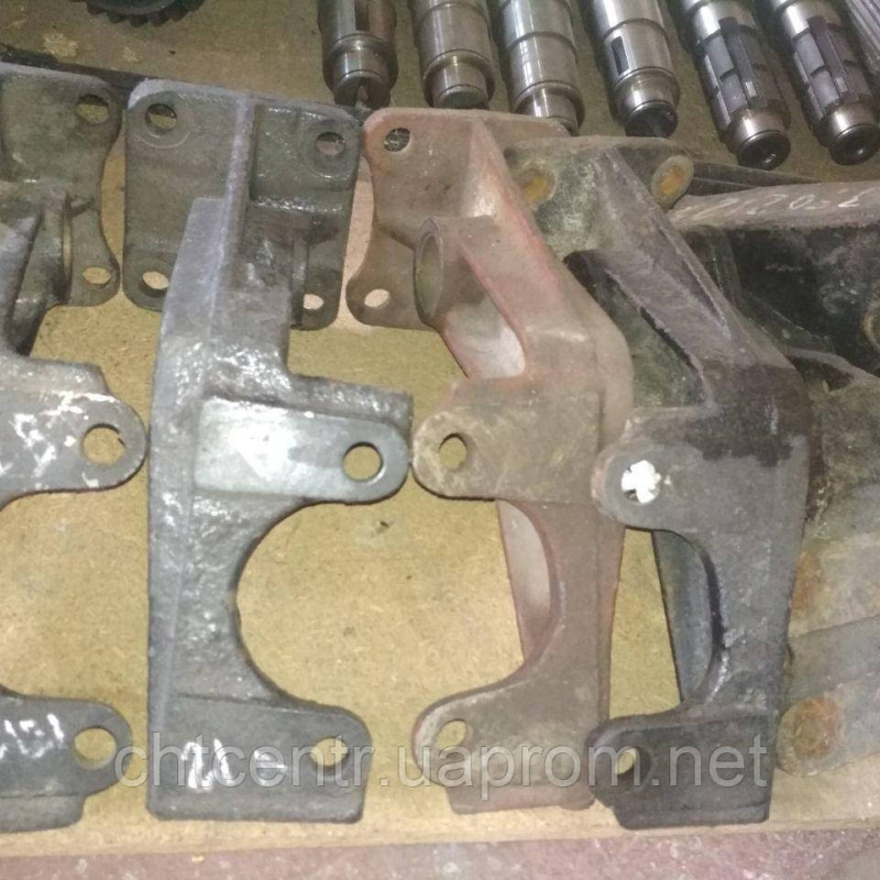 214-3502121, кронштейн лівий гальмівний.камери.а/м КРАЗ